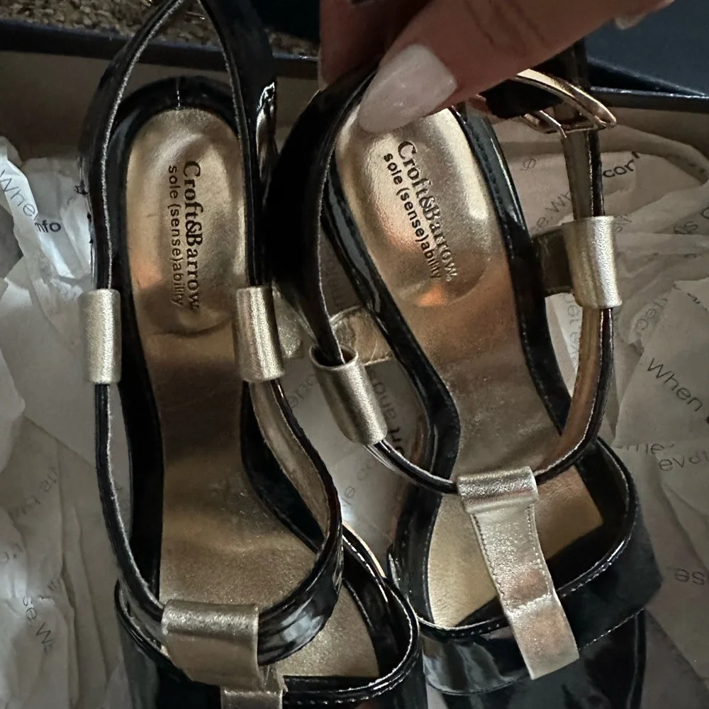 croft & barrow Black and Gold Cork Wedge Sandals
